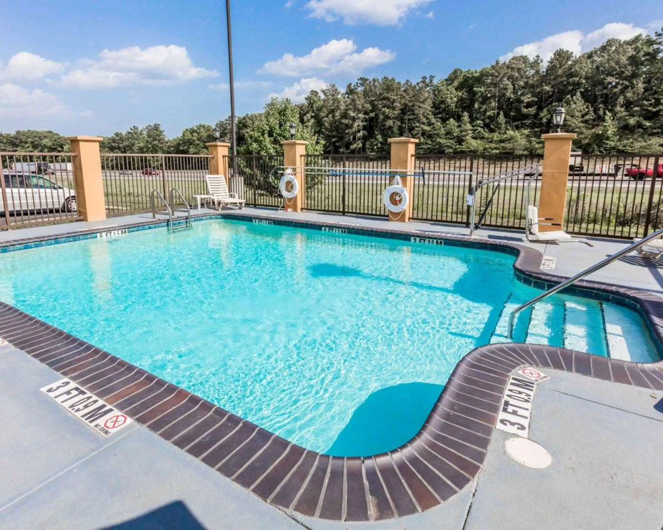 Comfort Suites Pell City I-20 exit 158