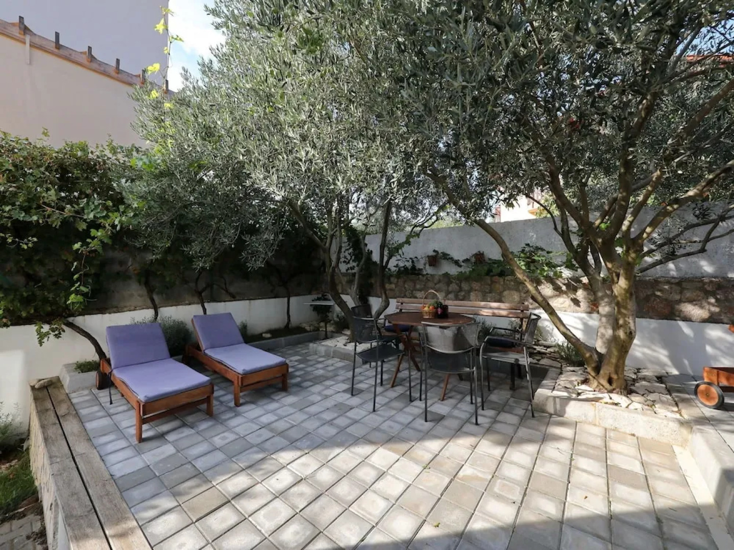 Dajana-with Pool and sea View