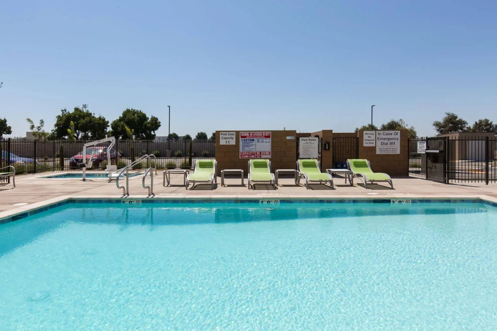 Holiday Inn Express Visalia Sequoia Gateway Area by IHG