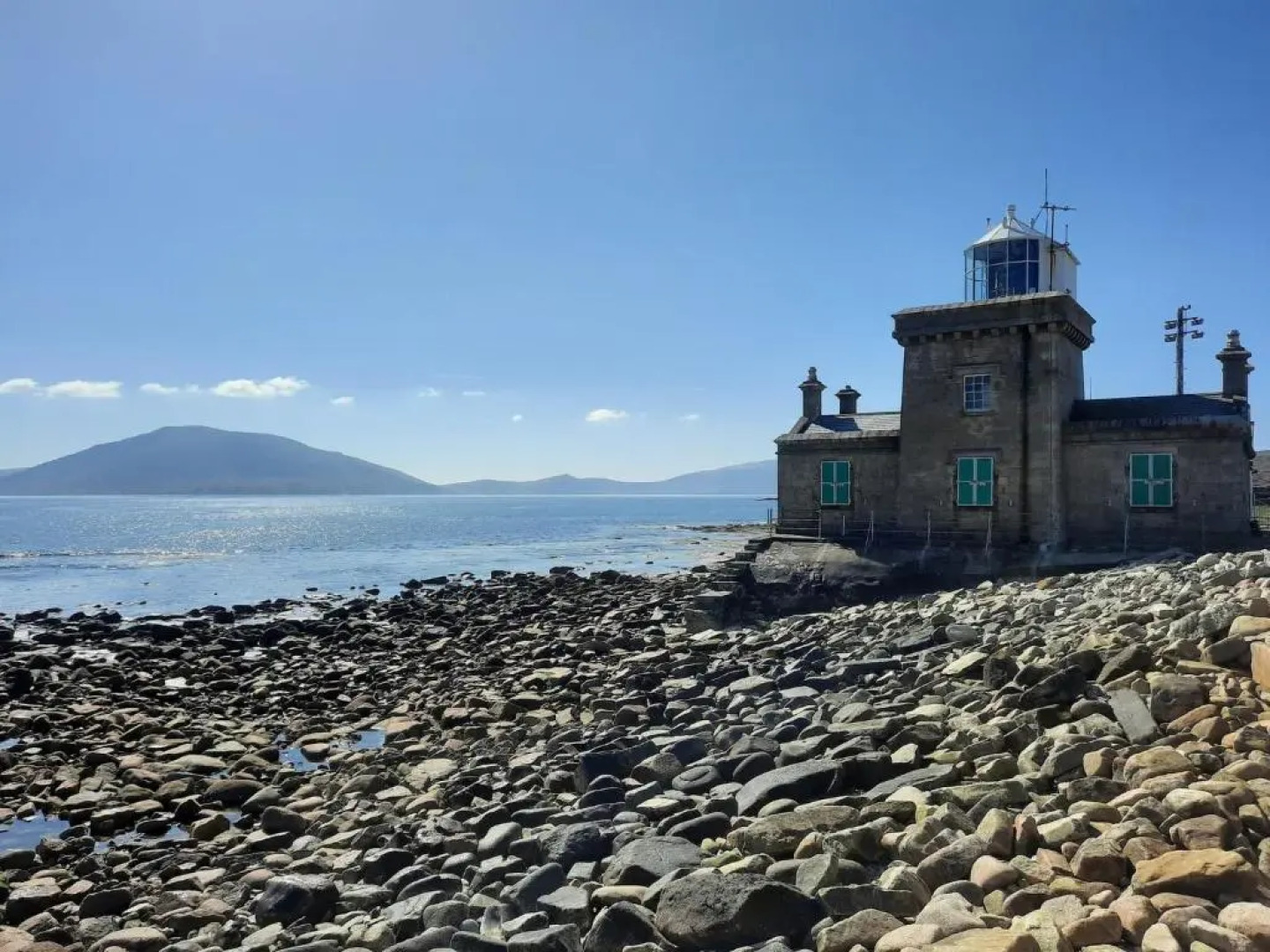 Seascape on the Edge of Town: 4 Beds All Ensuite.