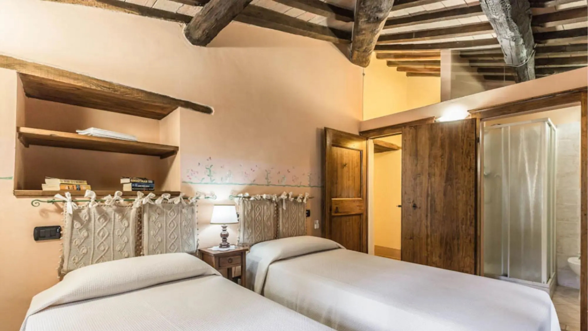 Torre Monterchi Independent Villa Sleeping 10-torre Monterchi