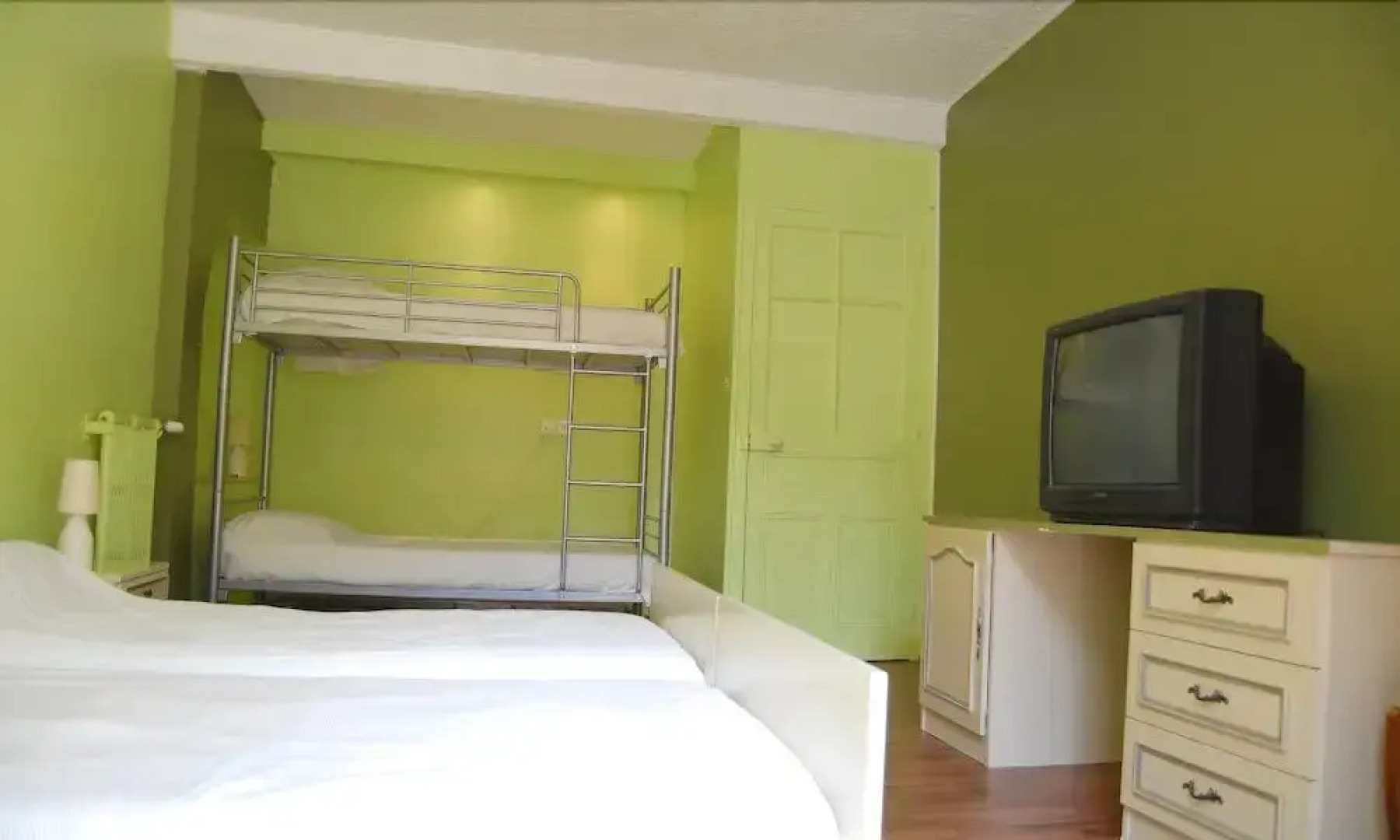 Gite Theolyne Joly Saint Sauveur