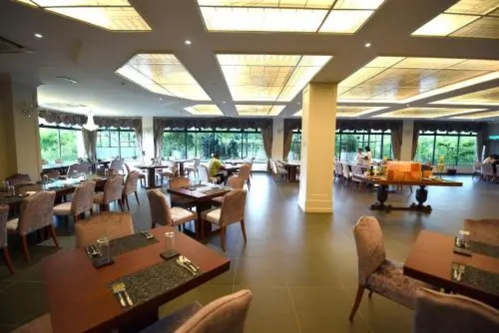 Orchard Wellness Safari Suites