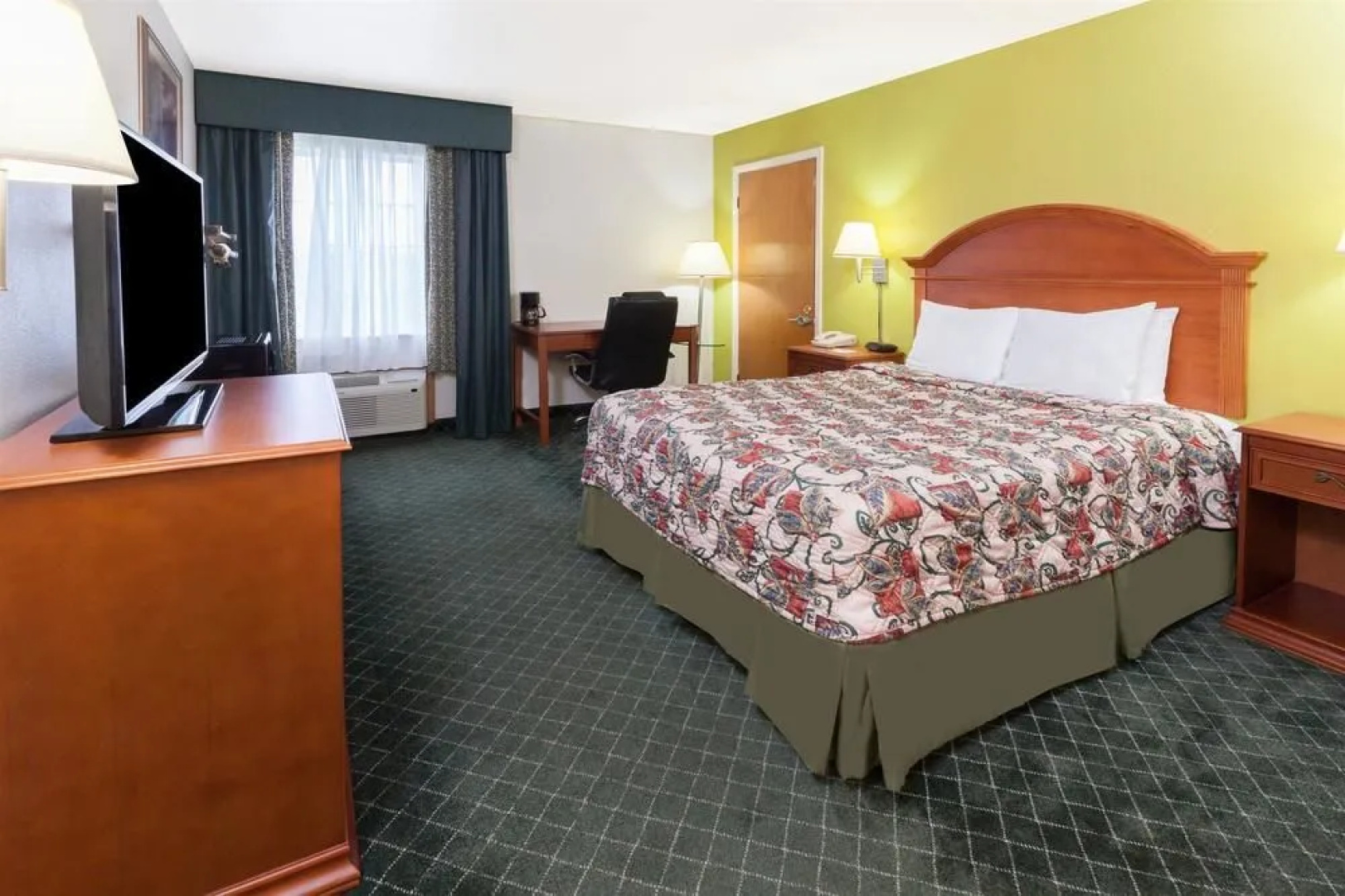 Days Inn Shawnee