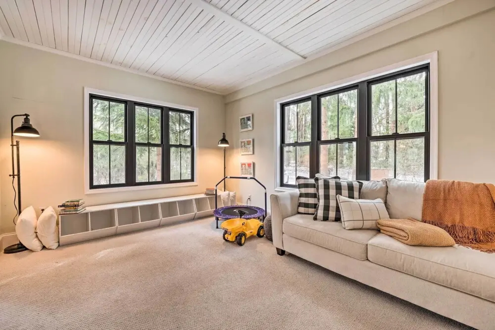 Pocono Pines Family Home w/ Private Hot Tub!