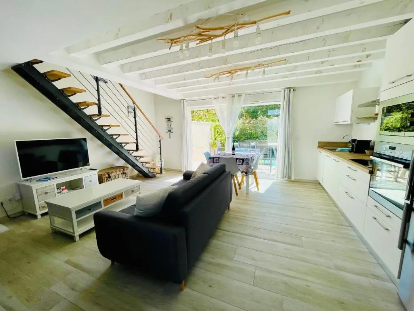 Les Jardins du Castelas by Perier-Provence