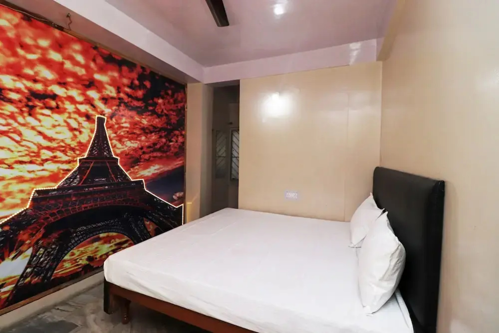 SPOT ON 37692 Hotel Shanky