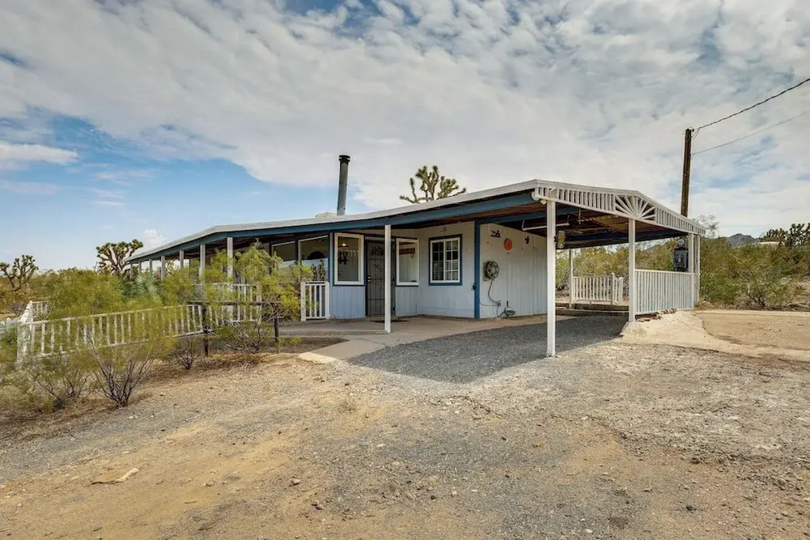 'gateway to the Grand Canyon' - Dolan Springs Gem!