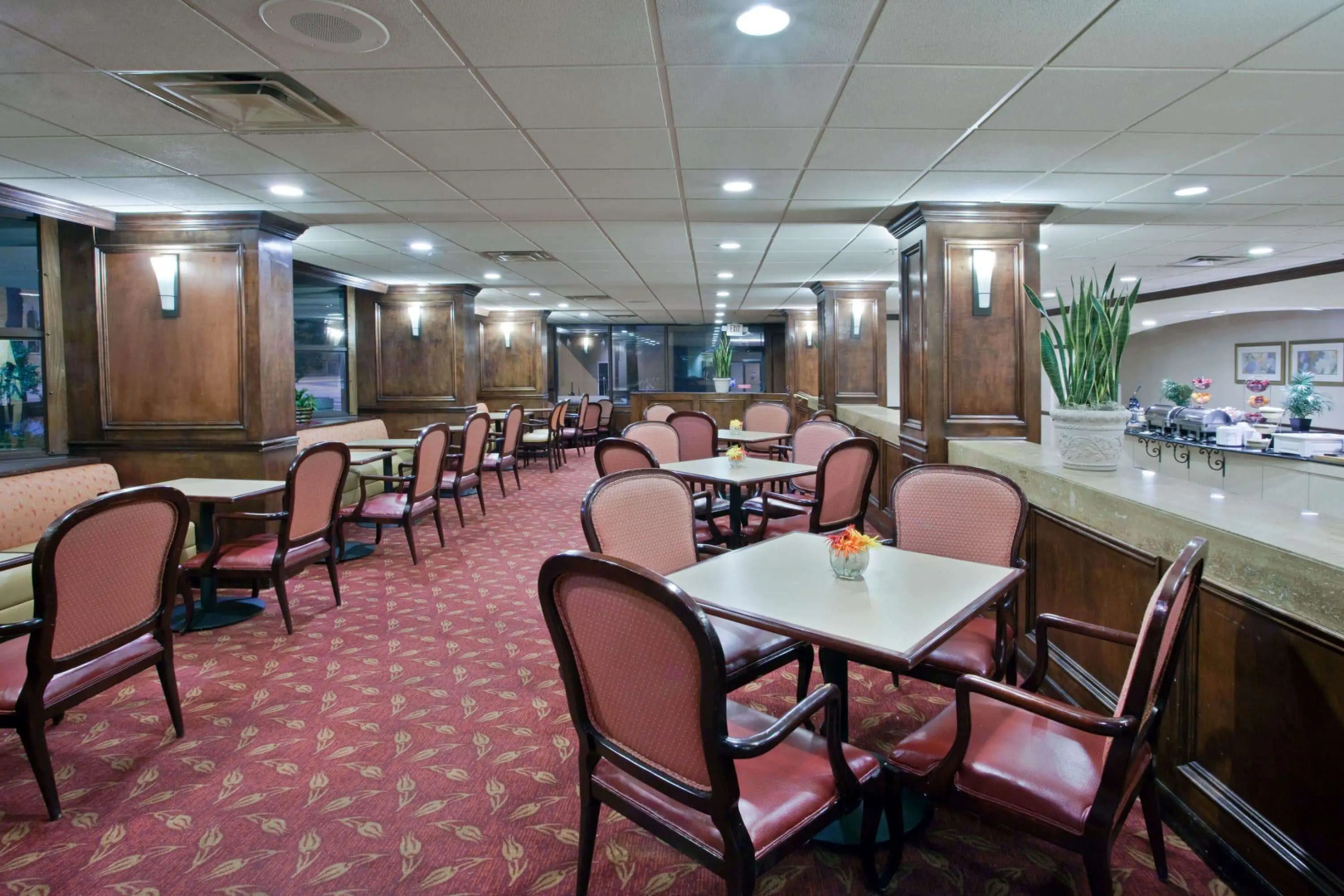 La Quinta Inn & Suites Downtown Conference Center