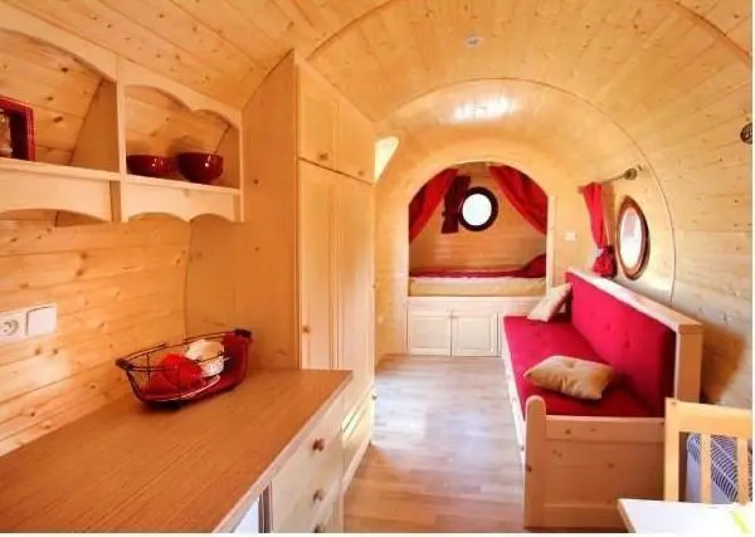 Le Chalet du Chemin et sa Roulotte