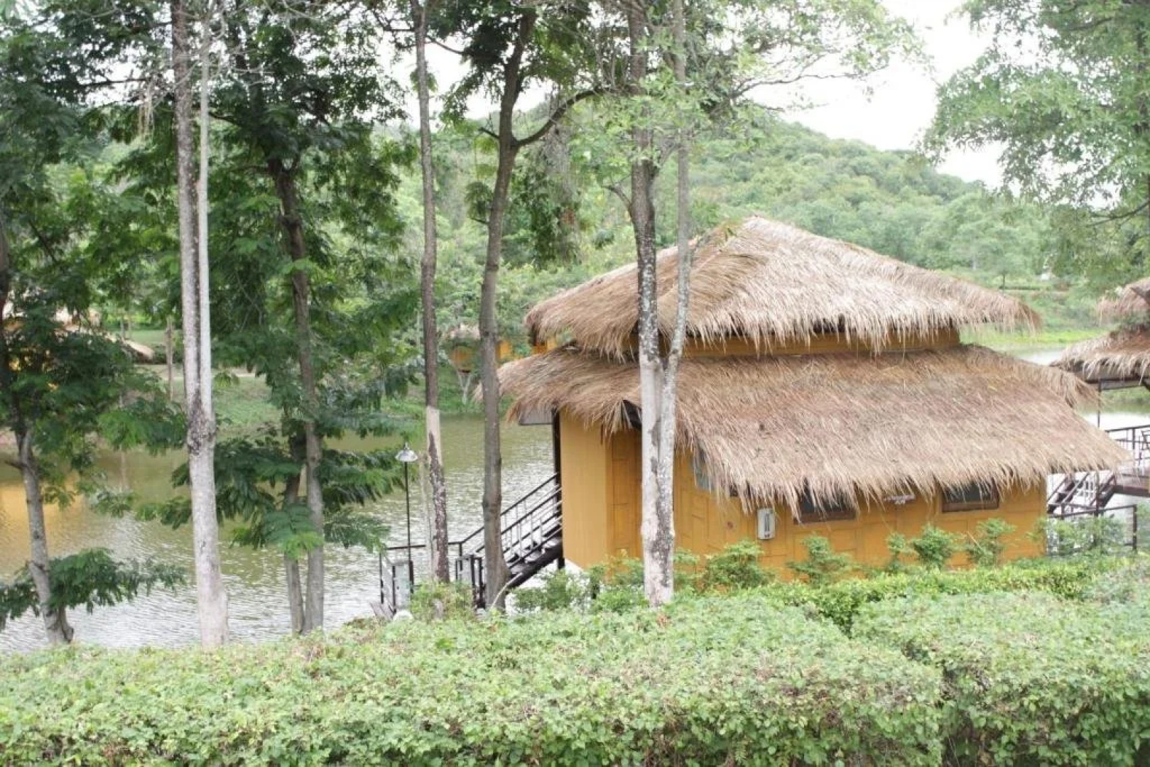Thai Diamond Land Kaengkrachan