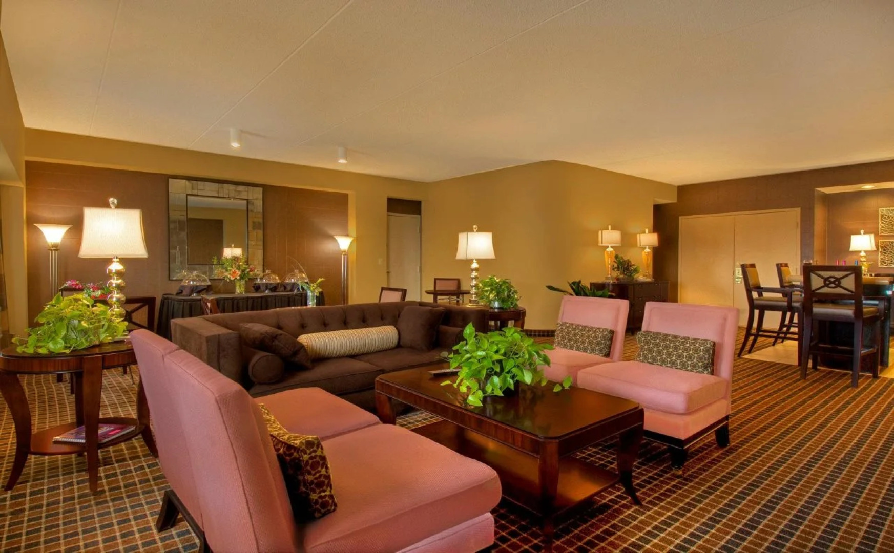 Crowne Plaza Suites MSP Airport - Mall of America by IHG