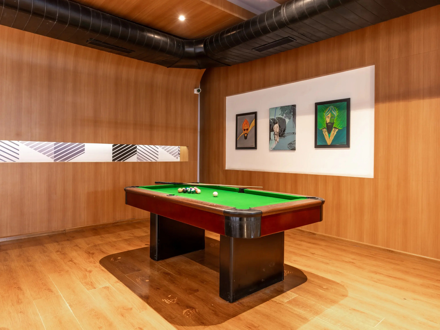 Sunday Hotel Chandigarh Zirakpur