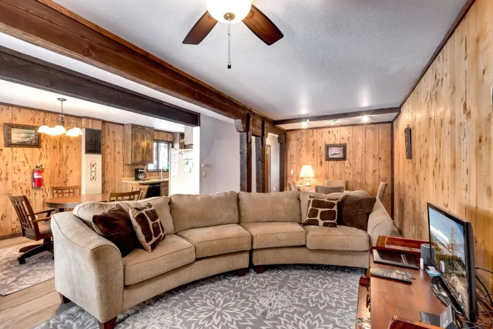 Snowflake Chalet 2 Bedroom Condo