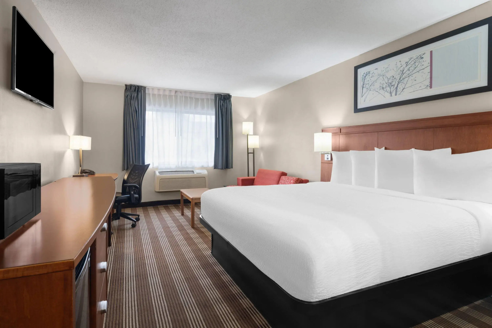 Travelodge by Wyndham Fargo West Acres