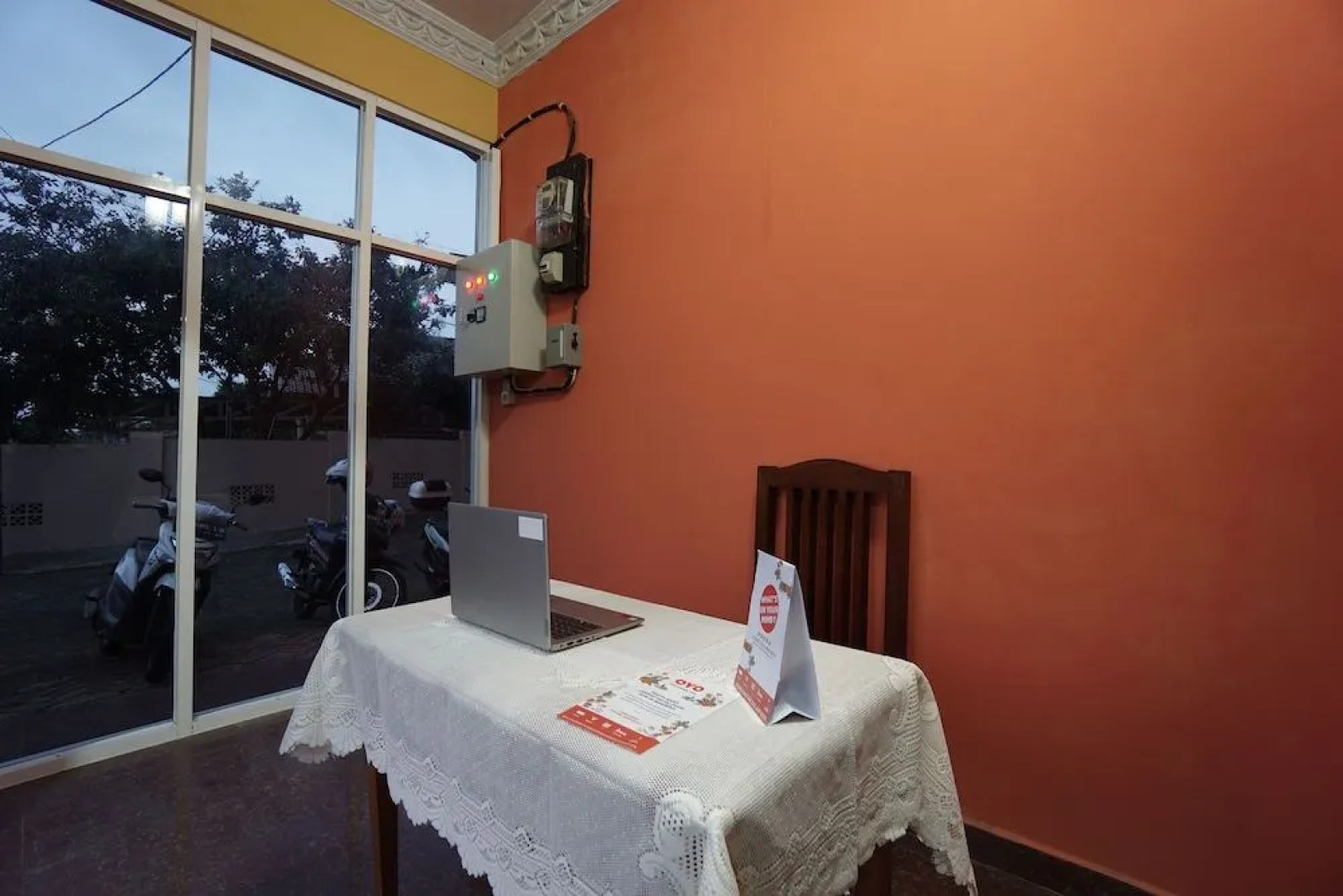 OYO 2486 Bahana Guest House