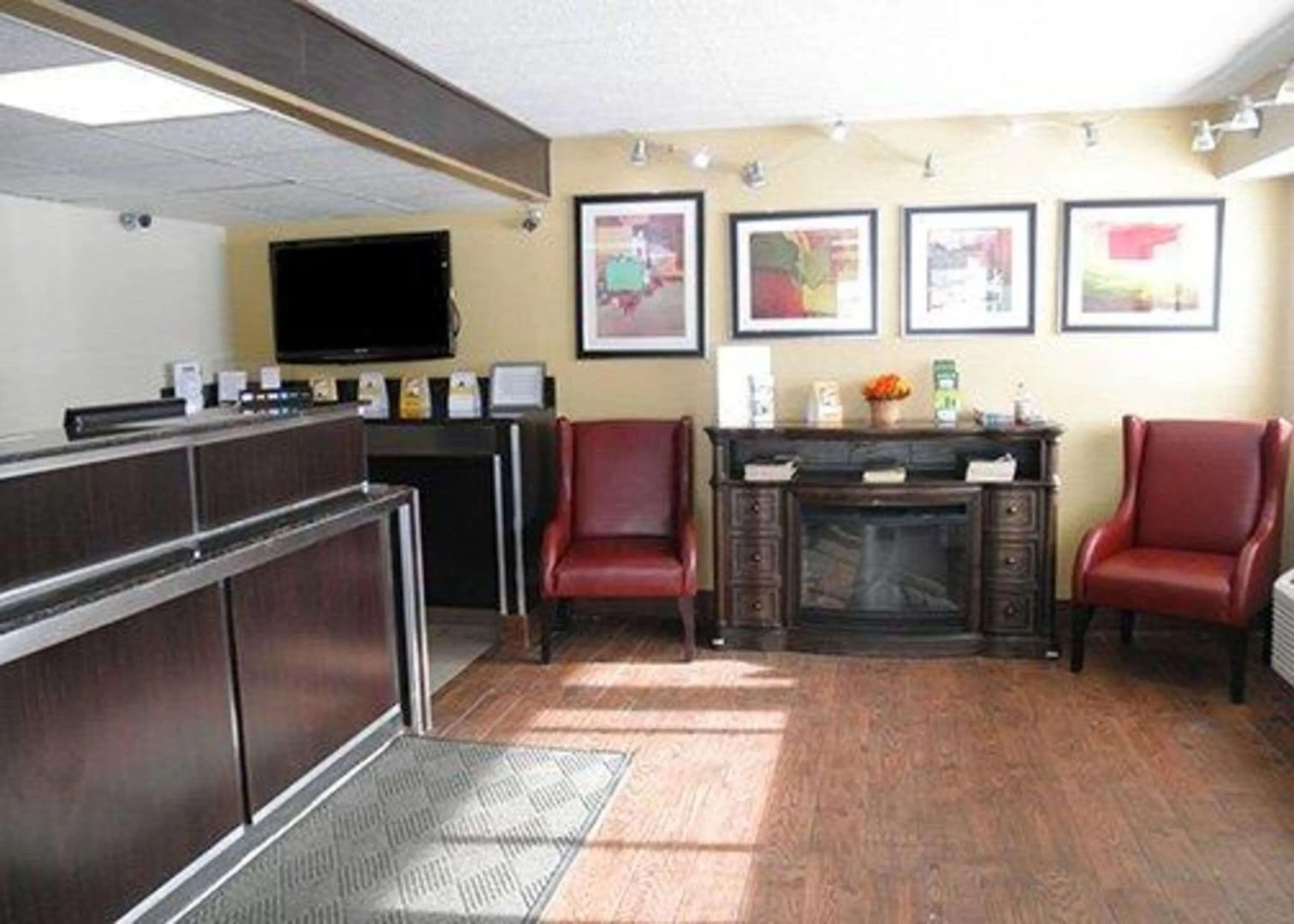 Rodeway Inn Fort Wayne Hotel