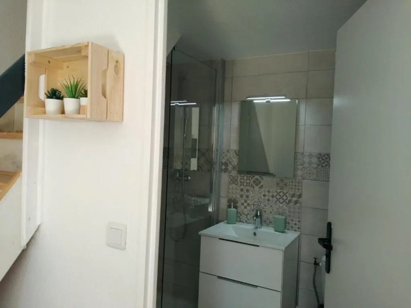 Petit Loft T2 bis mezzanine avec jardin et piscine
