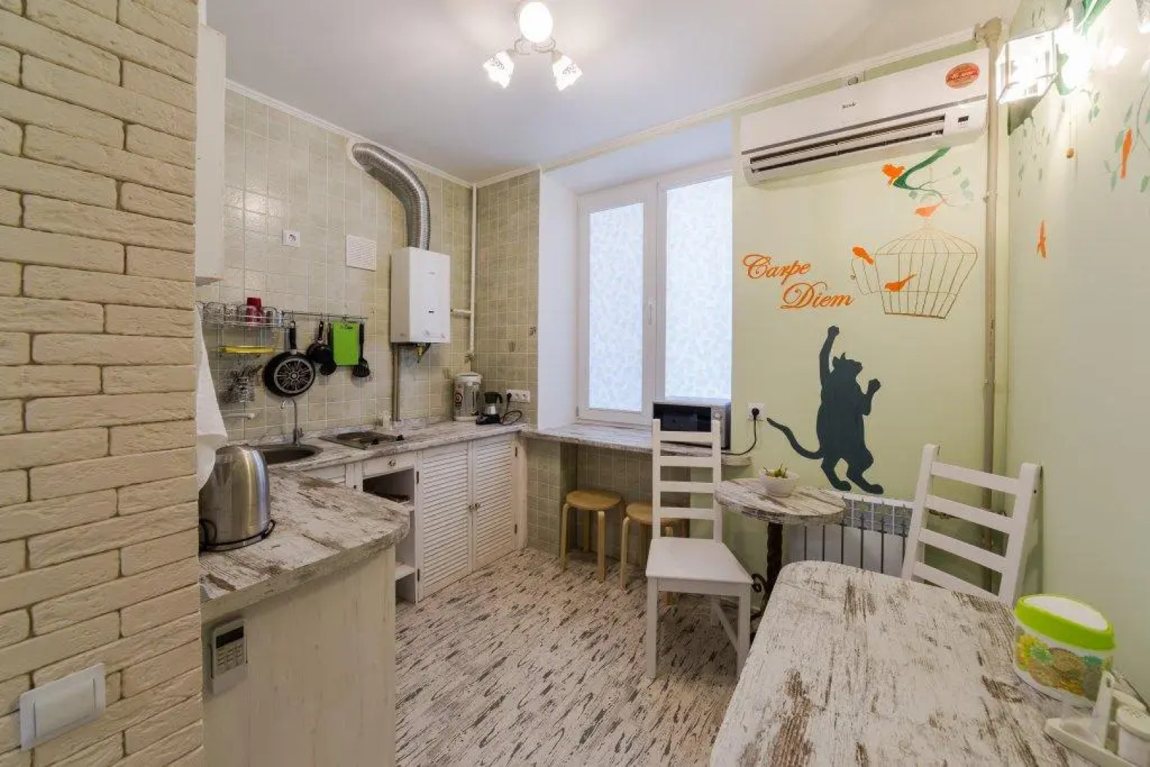 Мини-Отель Лето в центре