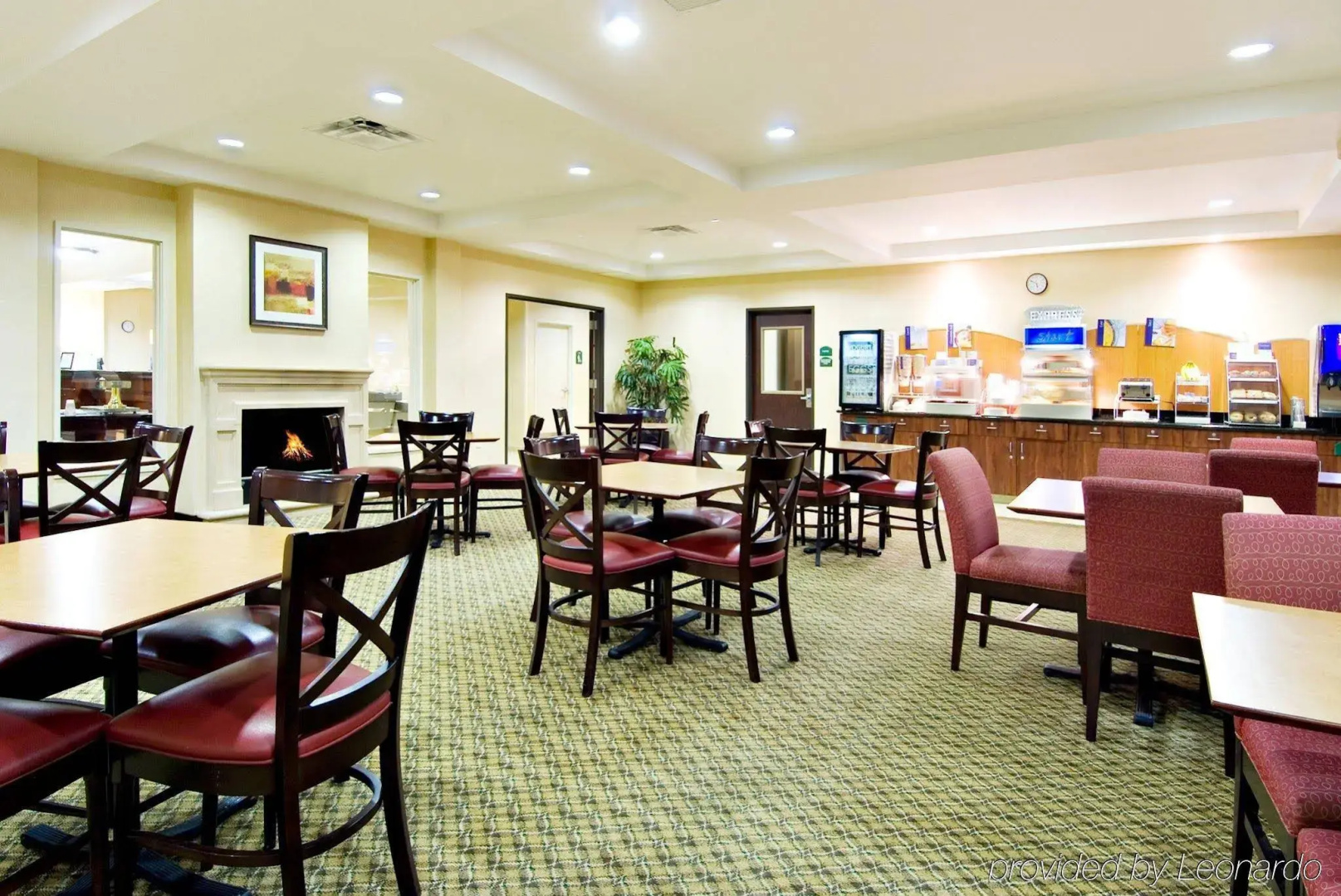 Holiday Inn Express Hotel & Suites Medford-Central Point by IHG