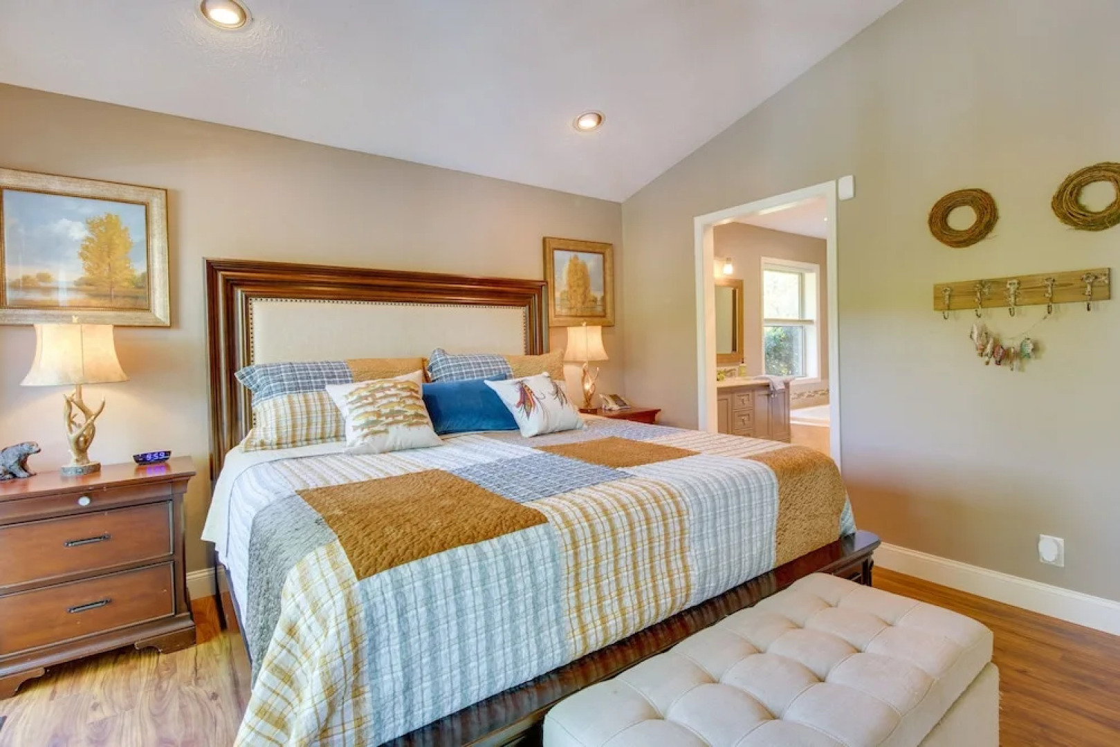 Fire Pit & Grill: Riverfront Home in Arkansas!