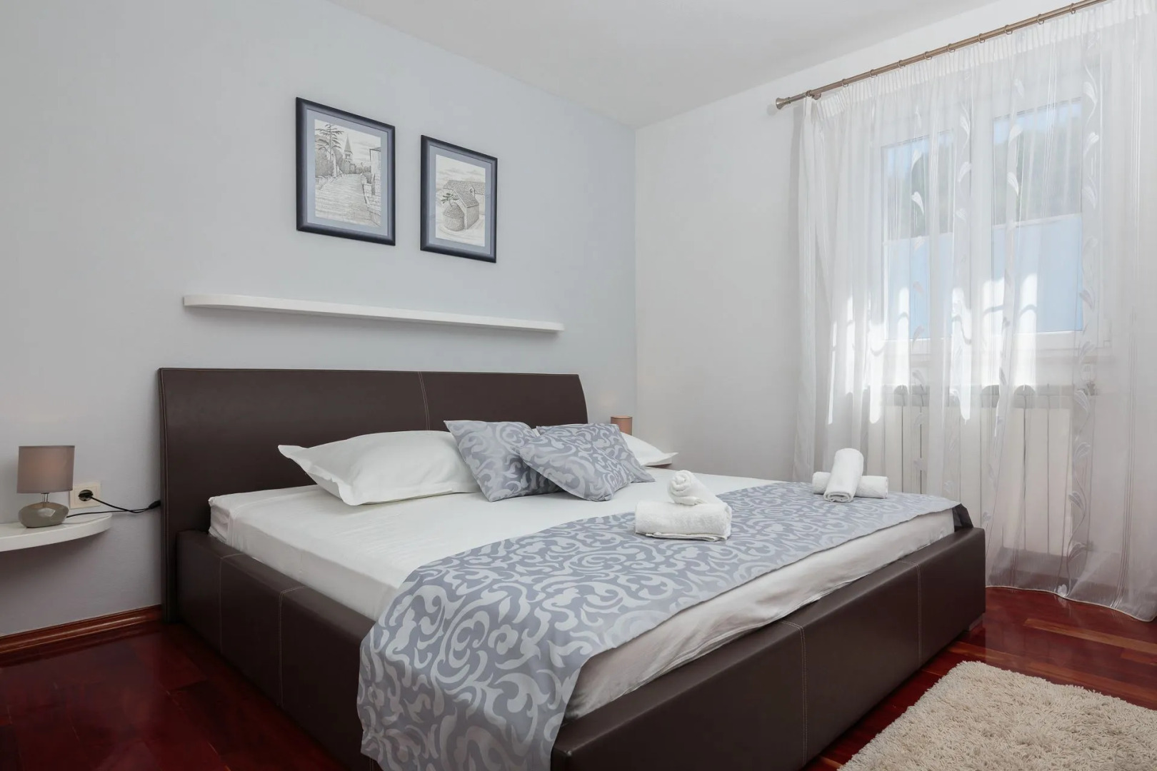 Holiday house Andre - swimming pool Nerezisca, Island Brac