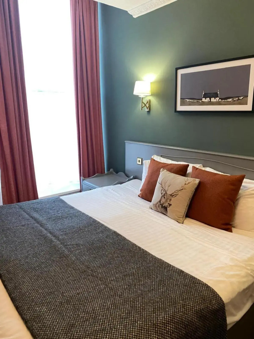 The Royal George Hotel