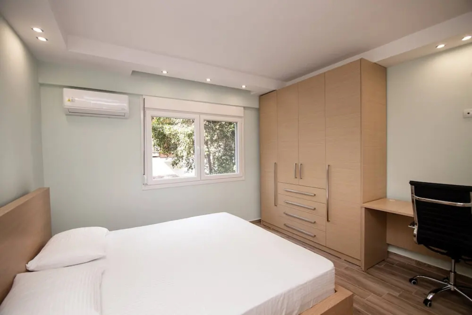 ZeusPlace katerini Stylish Living