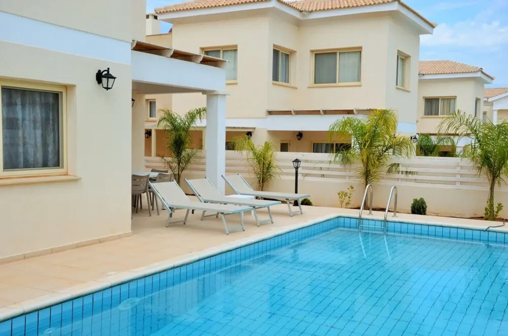 Anthorina Villa 18