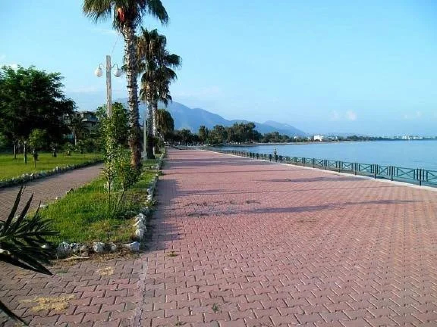 Oz Ulutas Apart Evleri