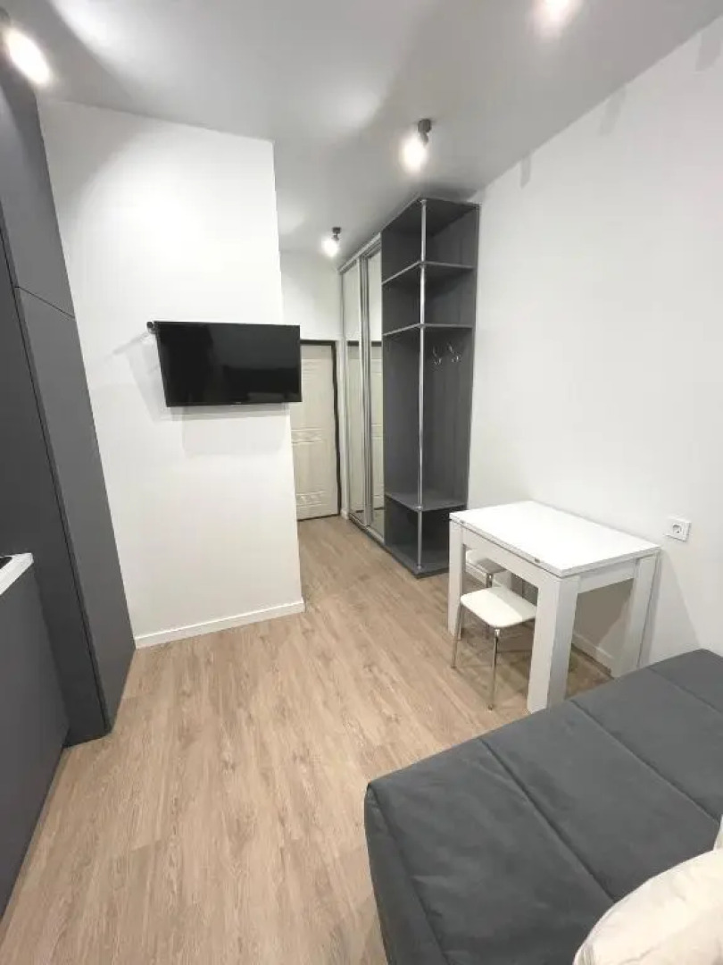 Leont ApartHotel (Леонт АпартОтель)