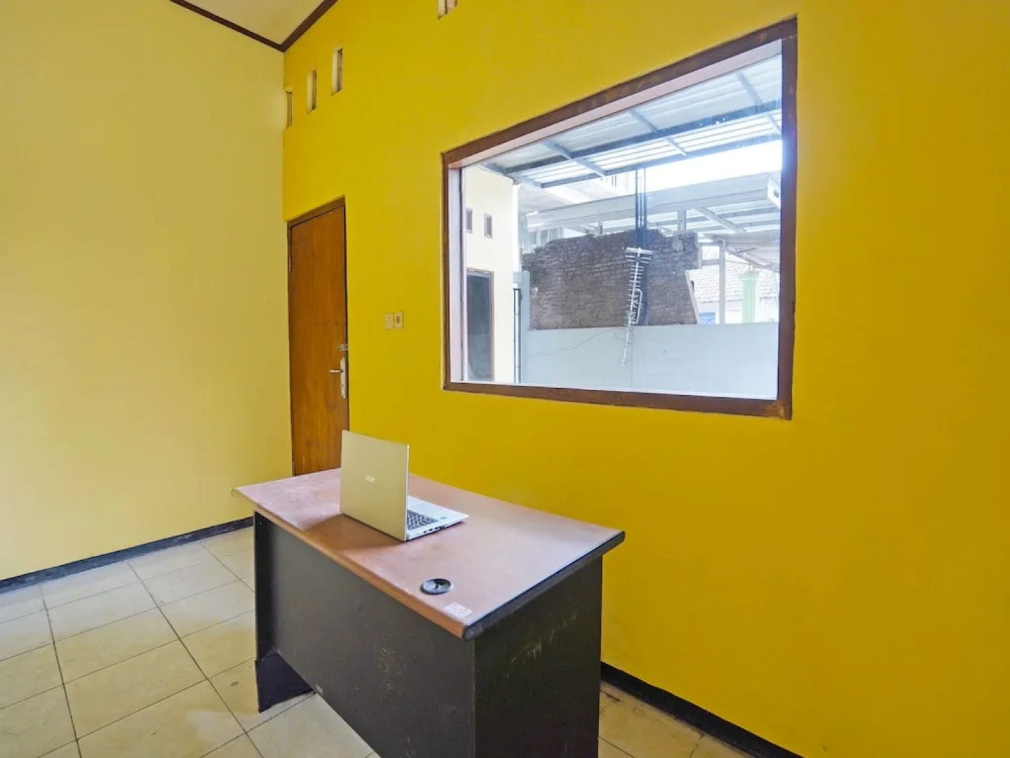 OYO Life 91869 Insan Mulia Kost Syariah