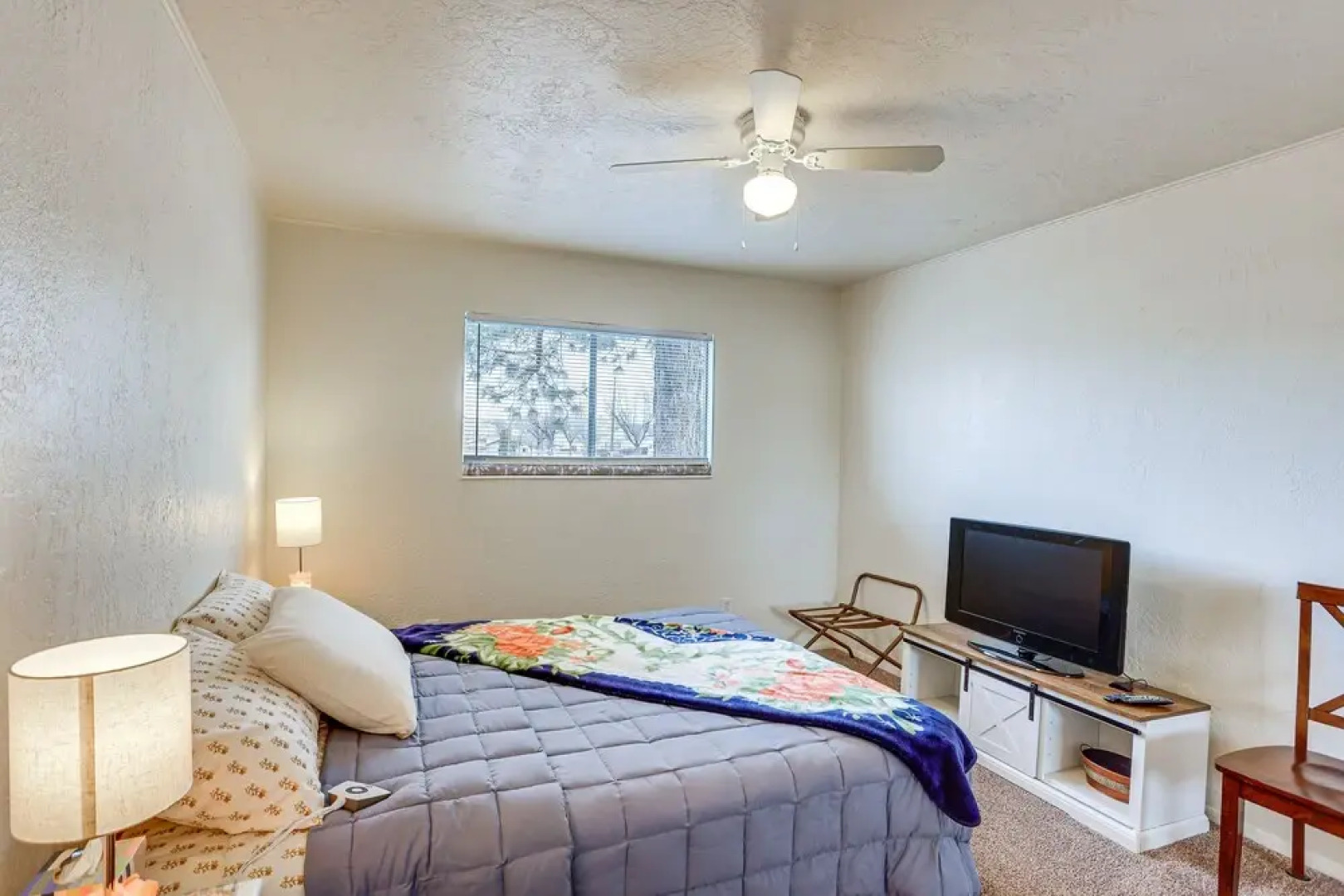 Farmington Family House: 4 Mi to Lake!