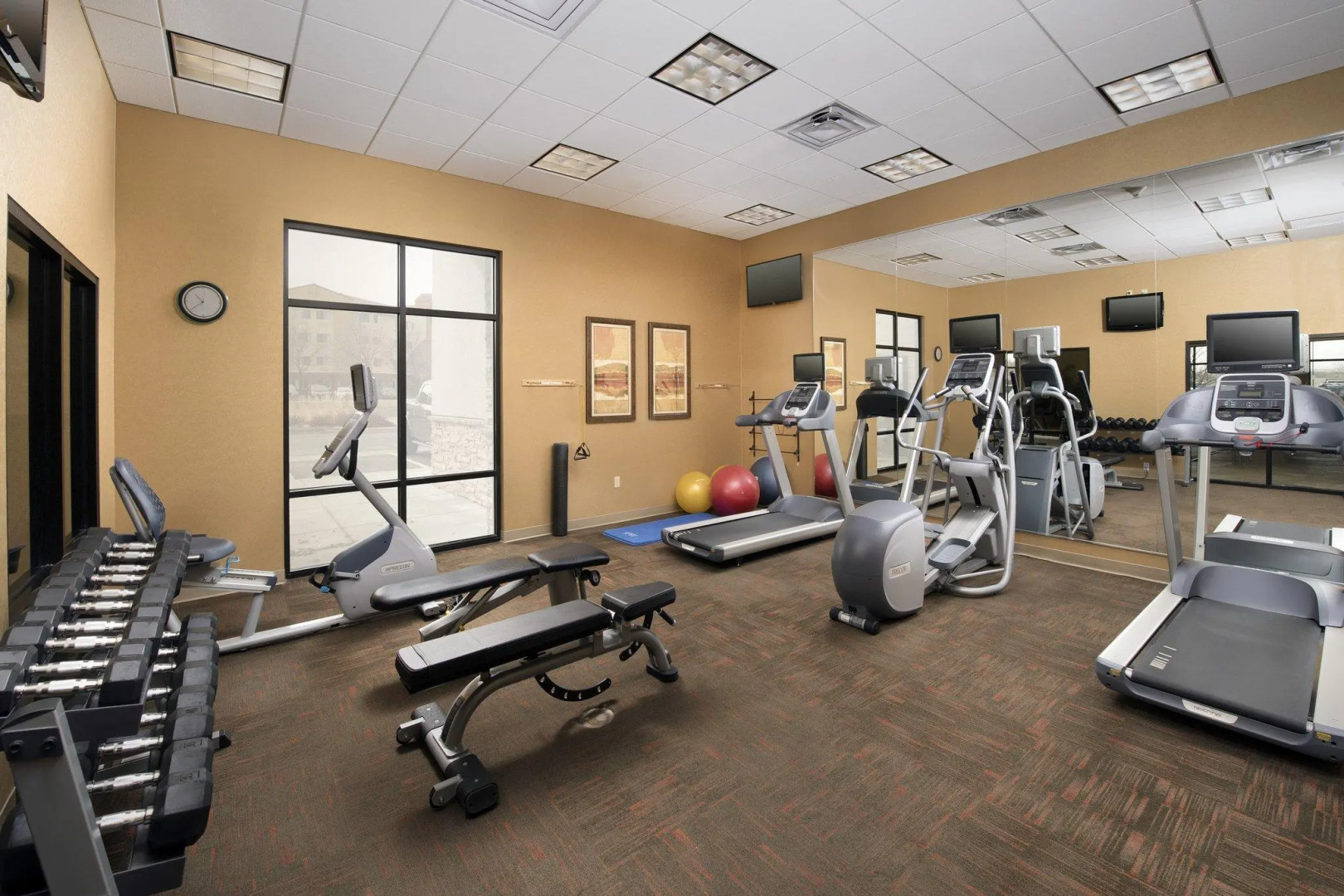 DoubleTree by Hilton Denver International Airport