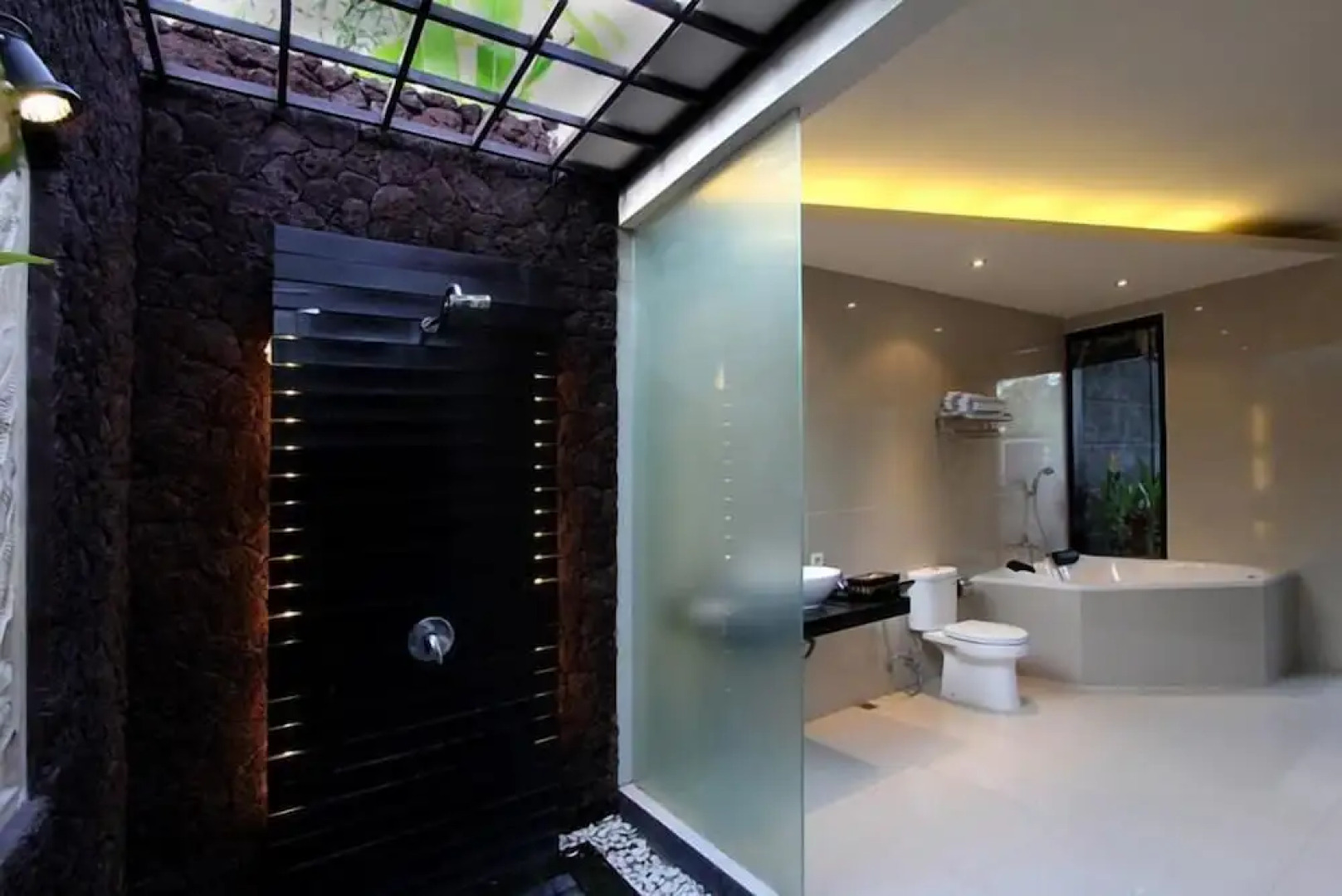 Gino Feruci Villa Lovina