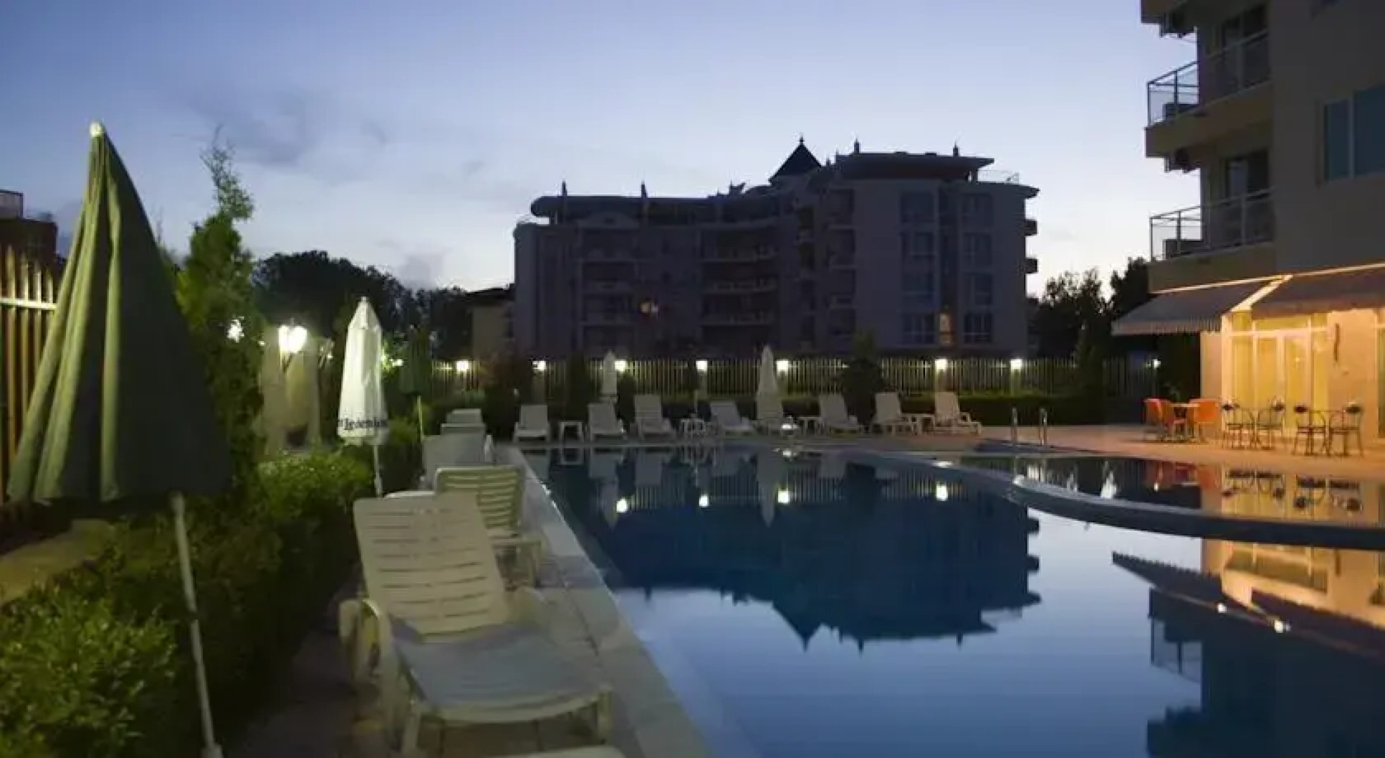 Sunny House Apart Hotel