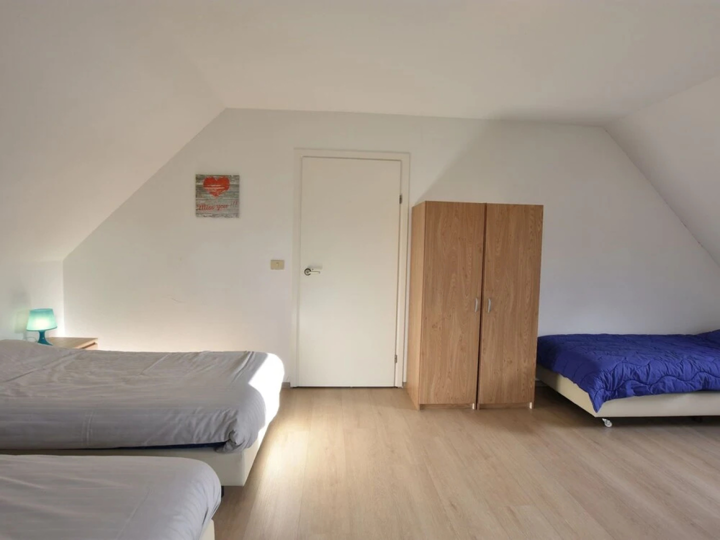 Elite Holiday Home in Hengstdijk With Pool