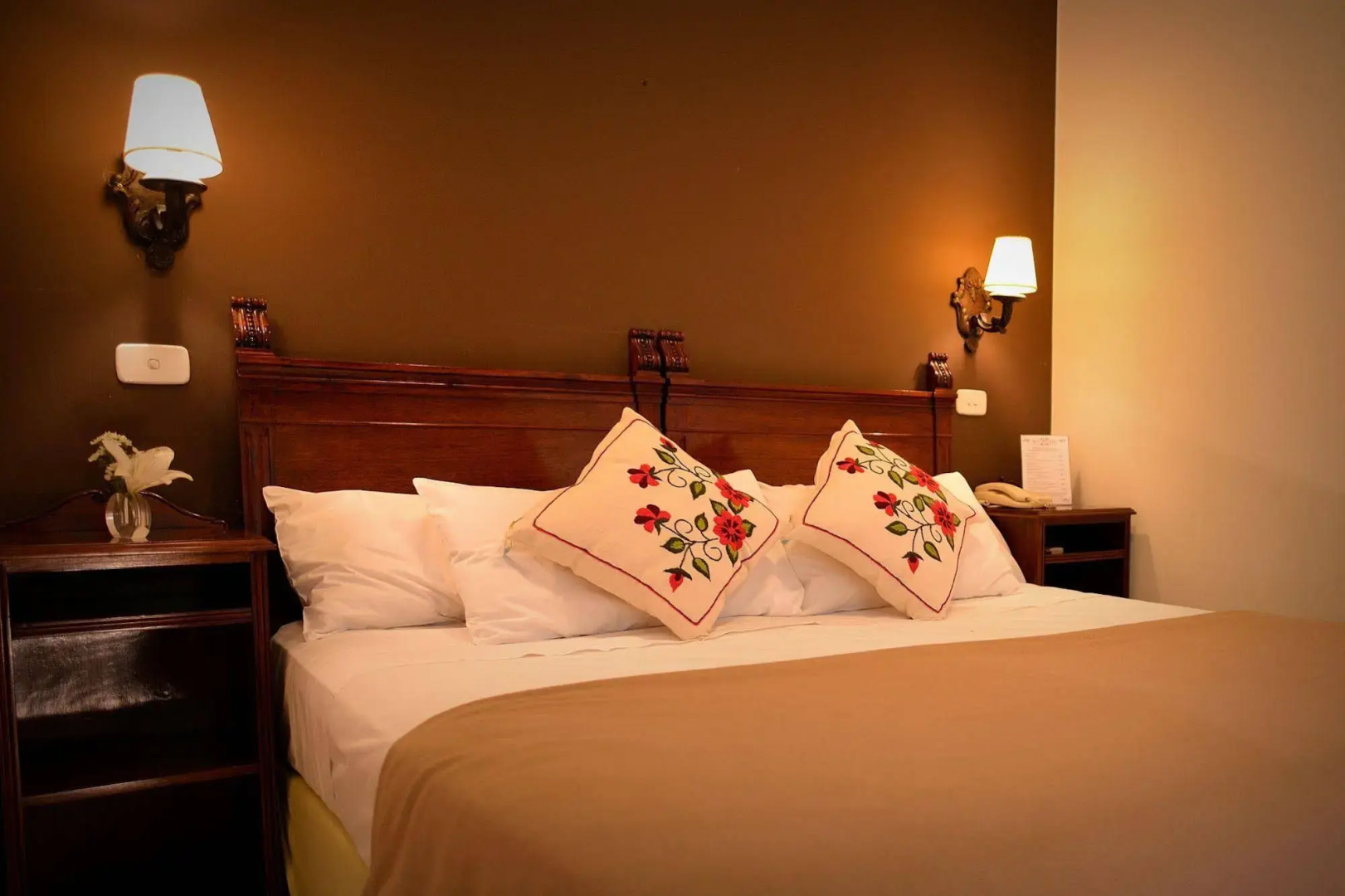 Plaza De Las Aljabas