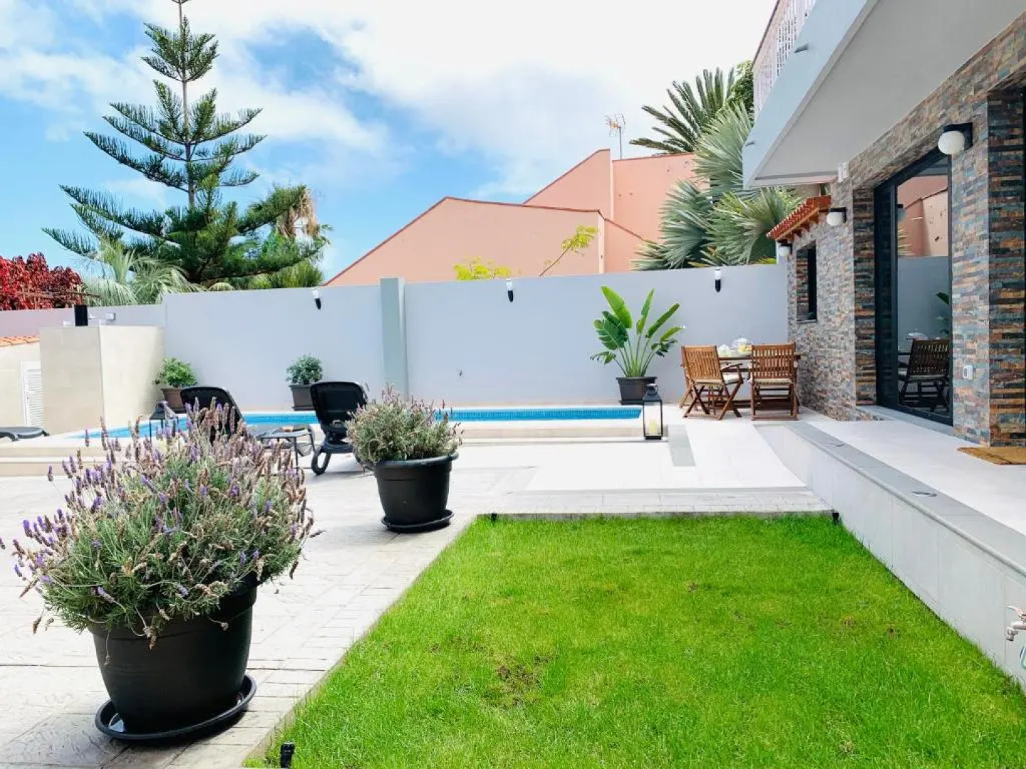 Luxury Apartment & Pool in Vistabella, Tenerife