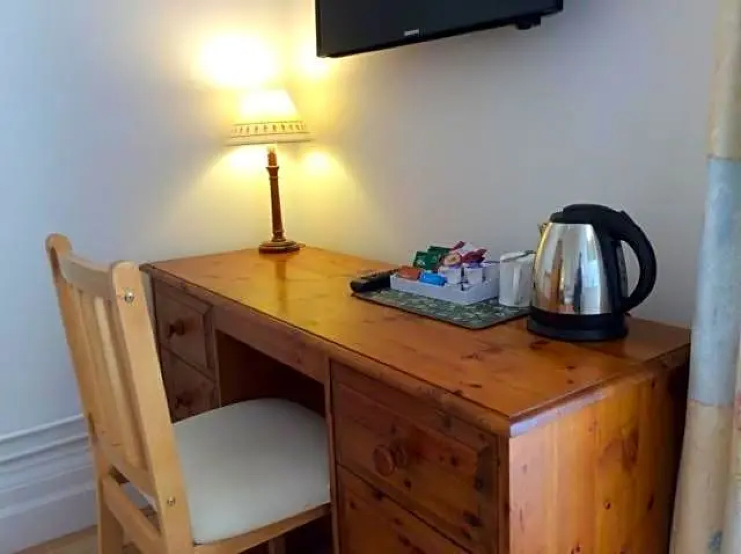 Cavell House Bed and Breakfast