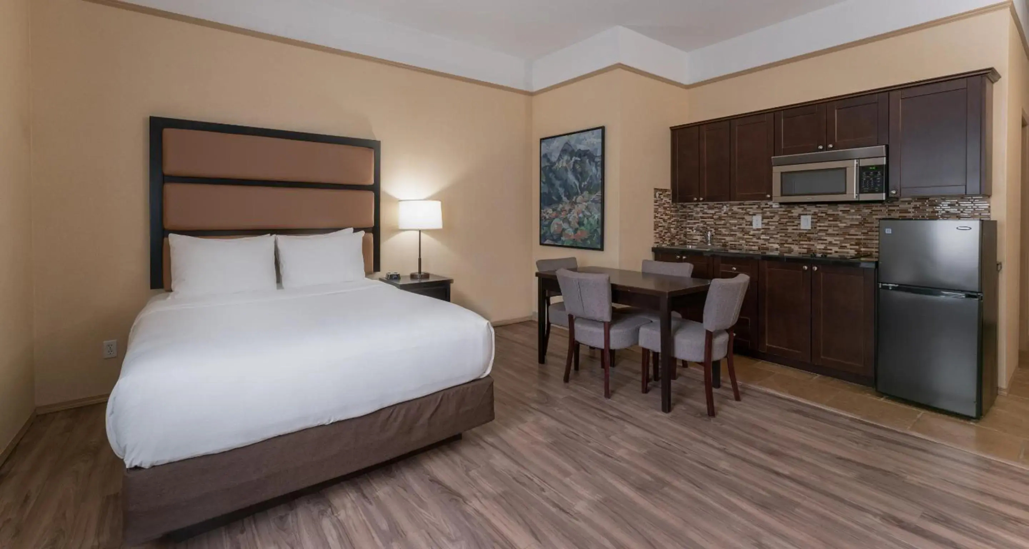 Prestige Inn Golden