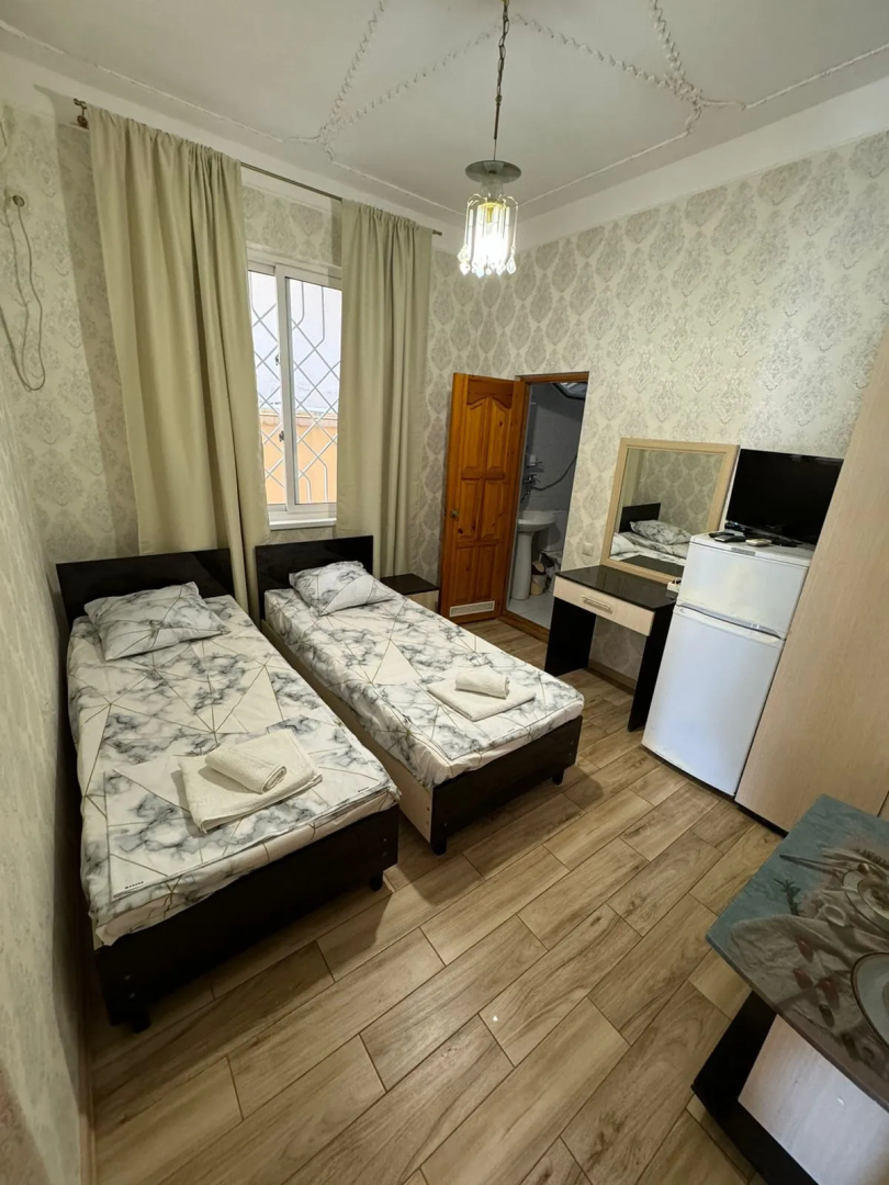 Робинзон (Адлер)