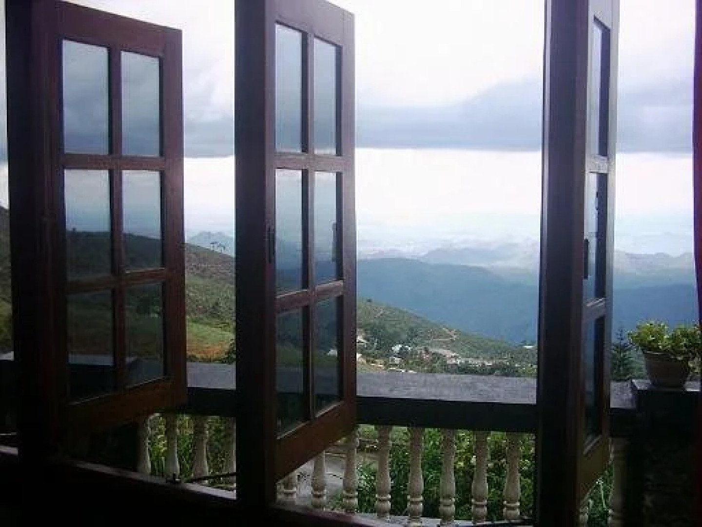 Sri Lak View Holiday Inn