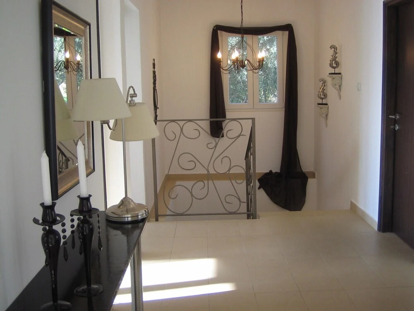 Remarkable 4-bed Villa in Denovici