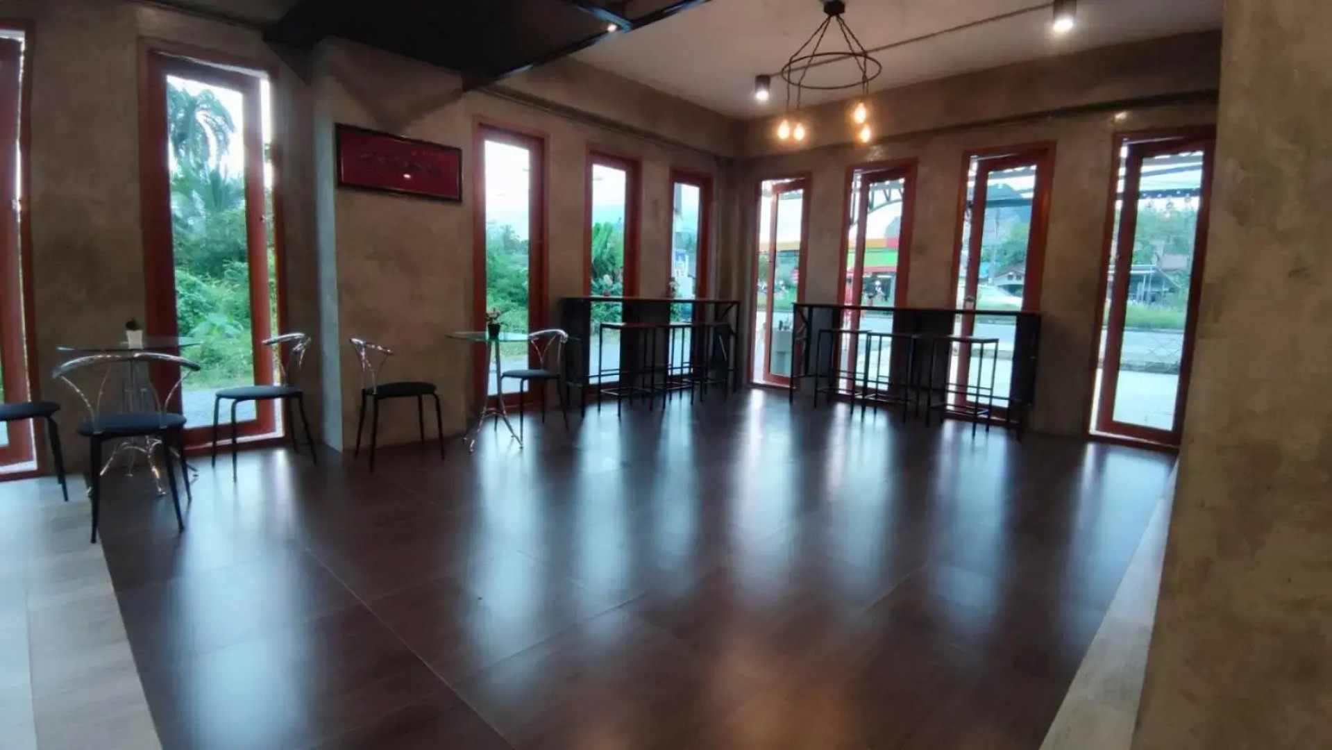 Phooree Boutique Hotel โรงแรมภูรีบูธีค