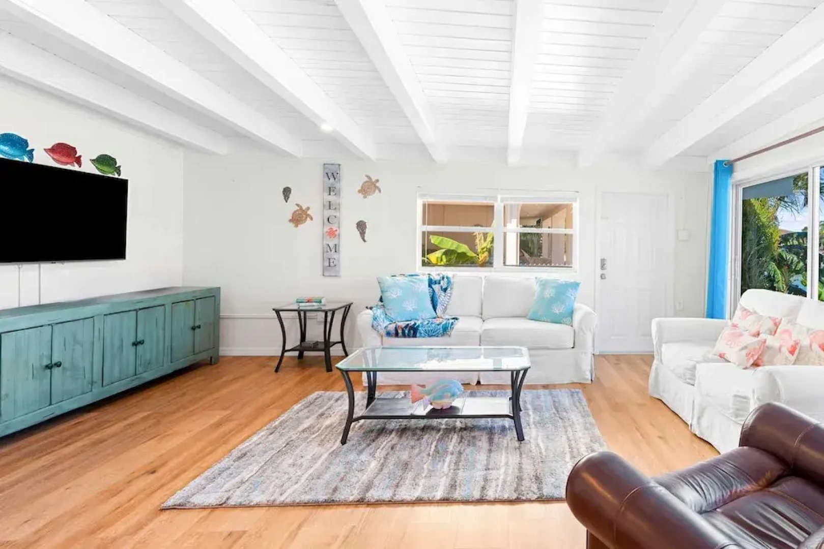 Seabreeze Cove Waterfront Gem 38 Foot Dock Cabana Club