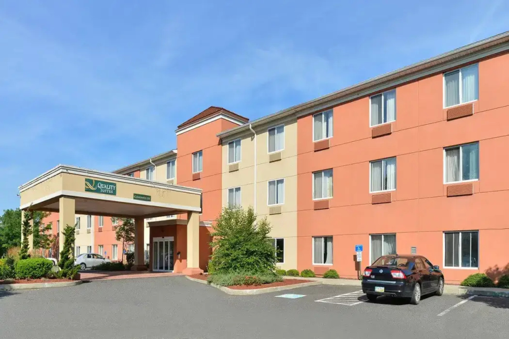 Quality Suites Stratford