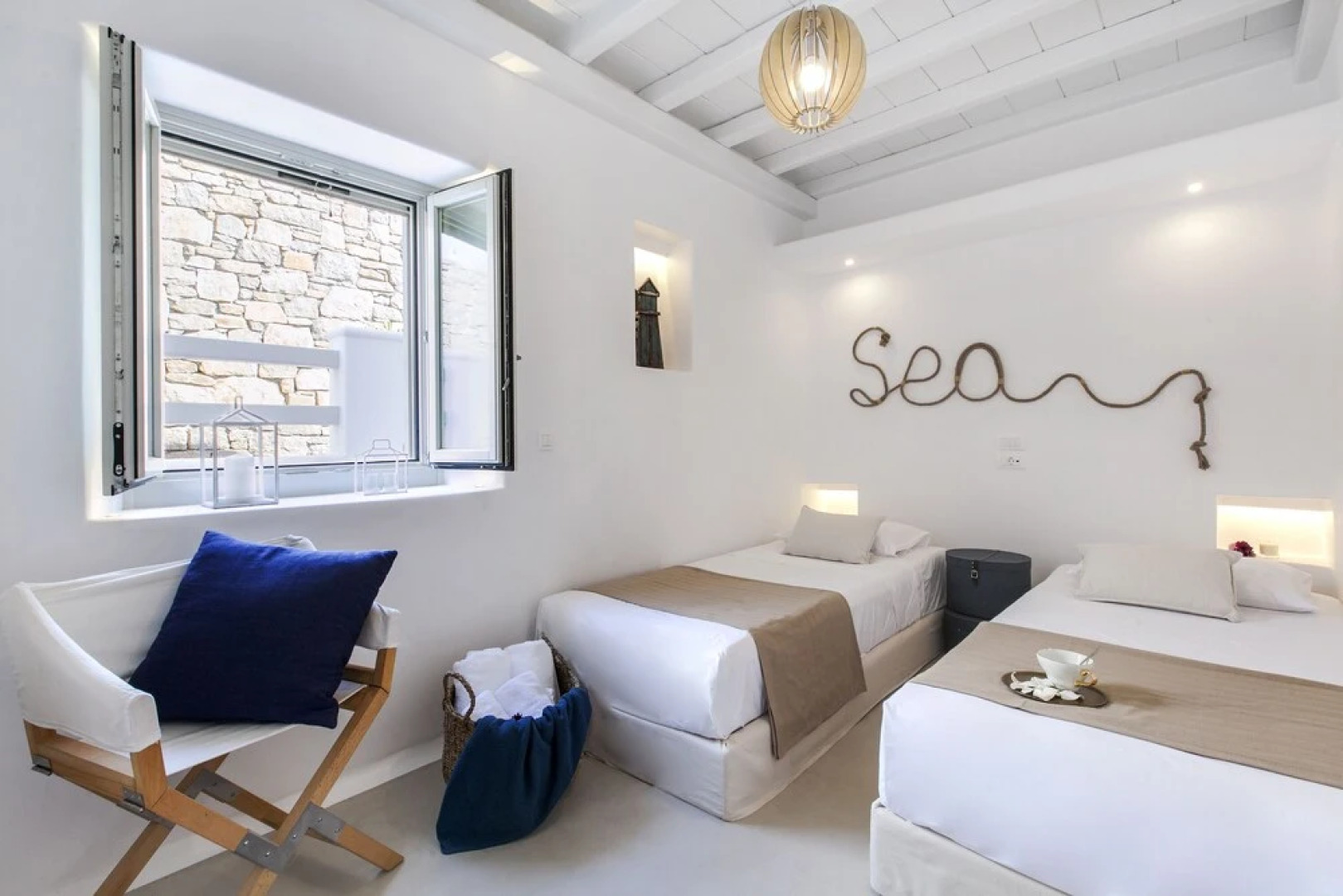 Breathtaking 6Bed villa in Platis Gialos