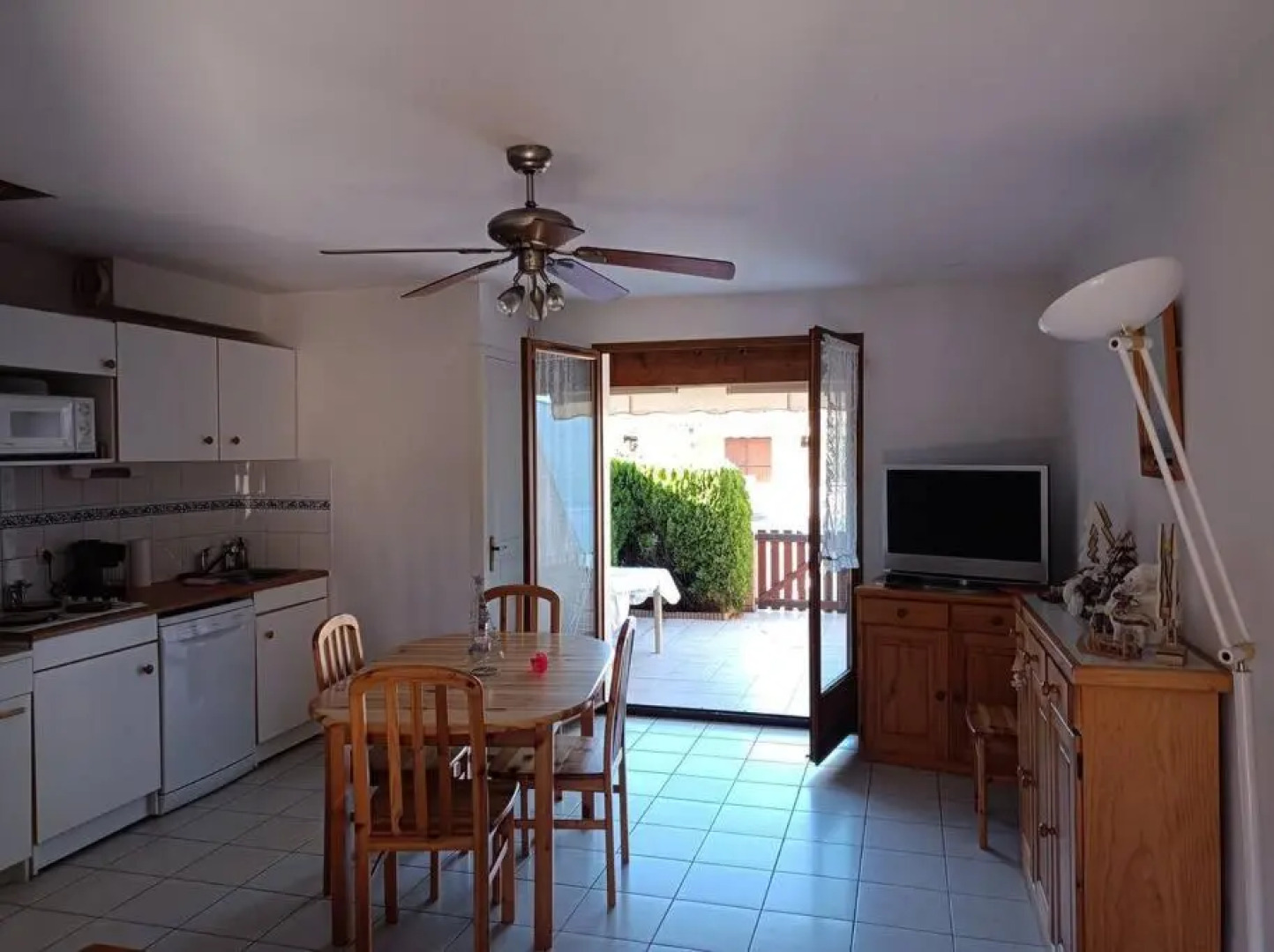 Maison bord de mer en résidence avec piscine