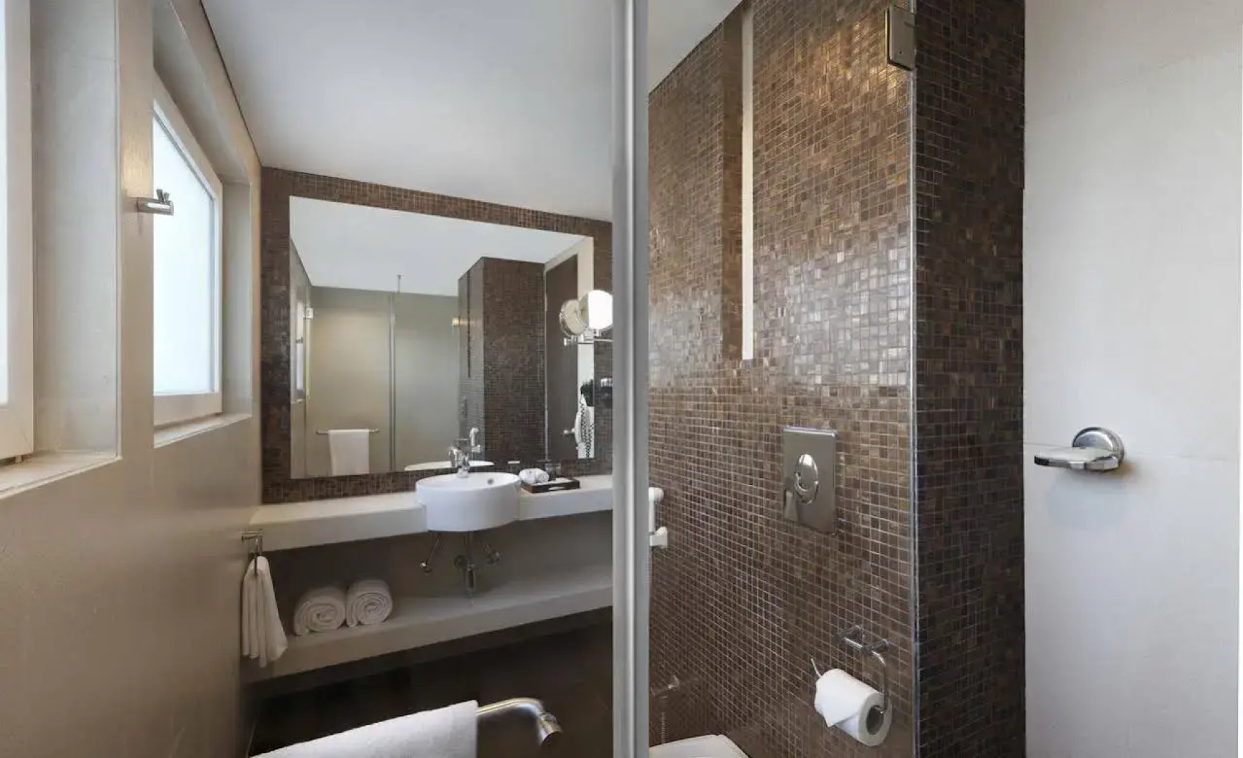 Grand Mercure Vadodara Surya Palace Hotel